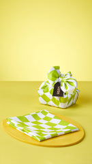 Warped Check Knot Wrap